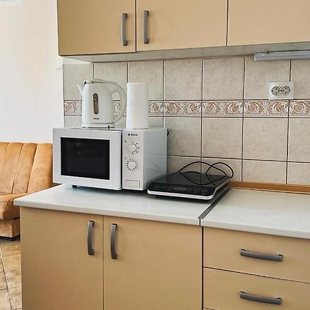 Green Line Guesthouse Бар Екстериор снимка