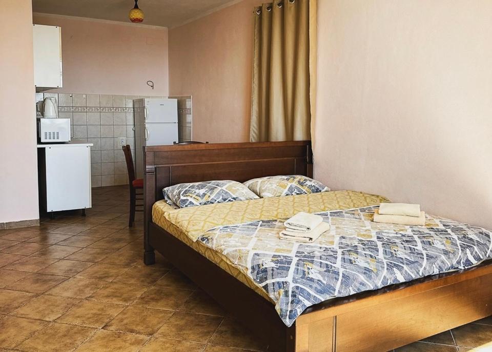 Green Line Guesthouse Бар Екстериор снимка