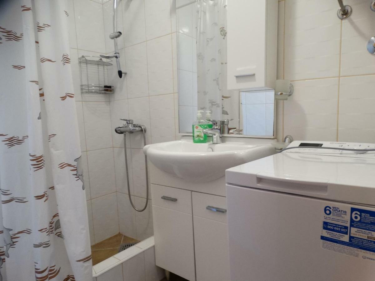 Green Line Guesthouse Бар Екстериор снимка