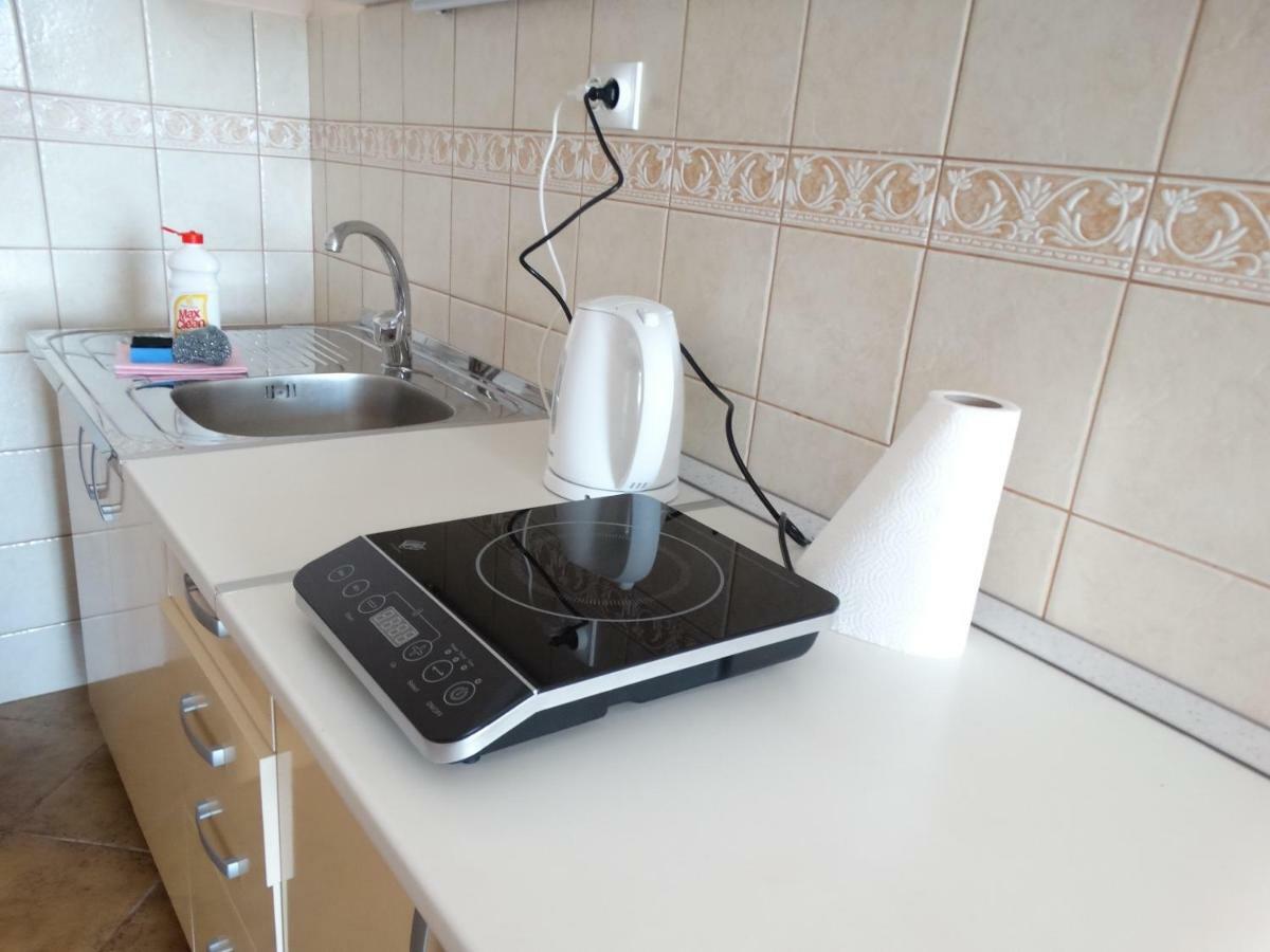 Green Line Guesthouse Бар Екстериор снимка